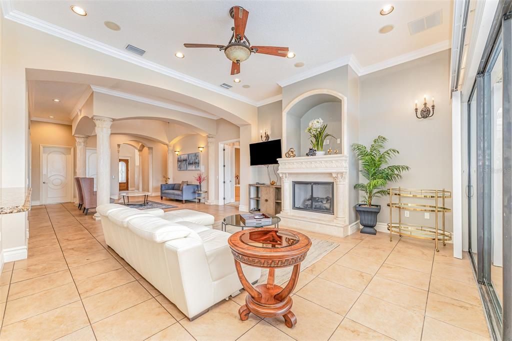 For Sale: $1,475,000 (5 beds, 5 baths, 4615 Square Feet)