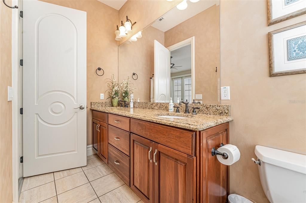 For Sale: $1,475,000 (5 beds, 5 baths, 4615 Square Feet)