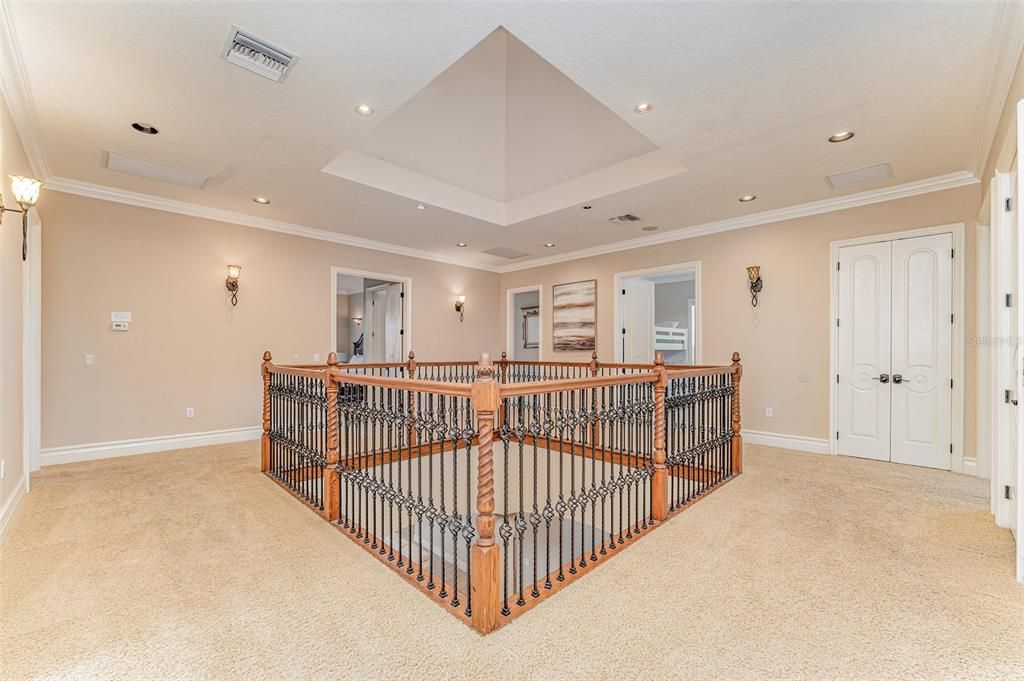 For Sale: $1,475,000 (5 beds, 5 baths, 4615 Square Feet)