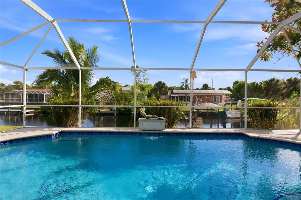 Active With Contract: $425,000 (3 beds, 2 baths, 1528 Square Feet)