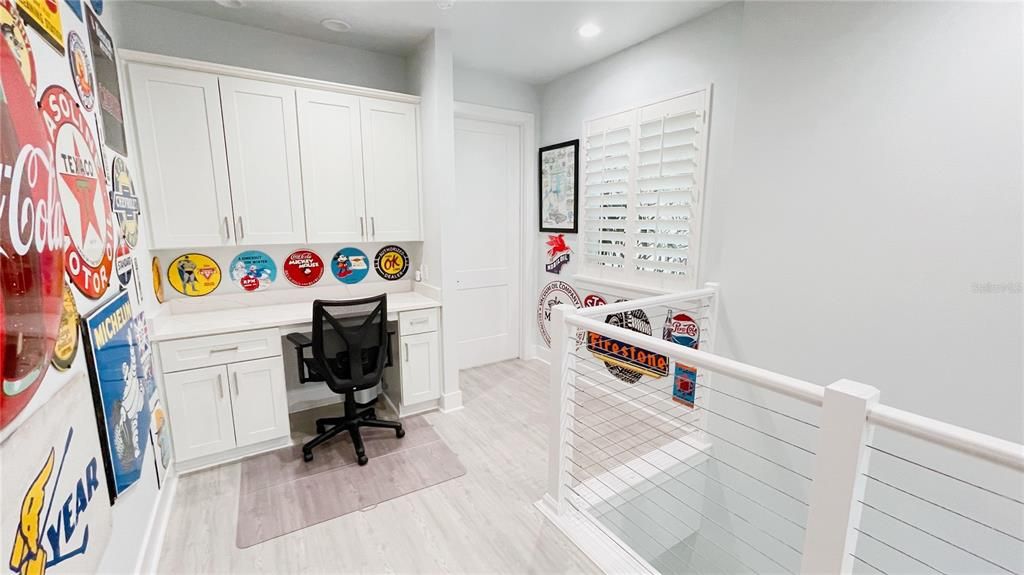 For Sale: $1,299,000 (6 beds, 6 baths, 3620 Square Feet)