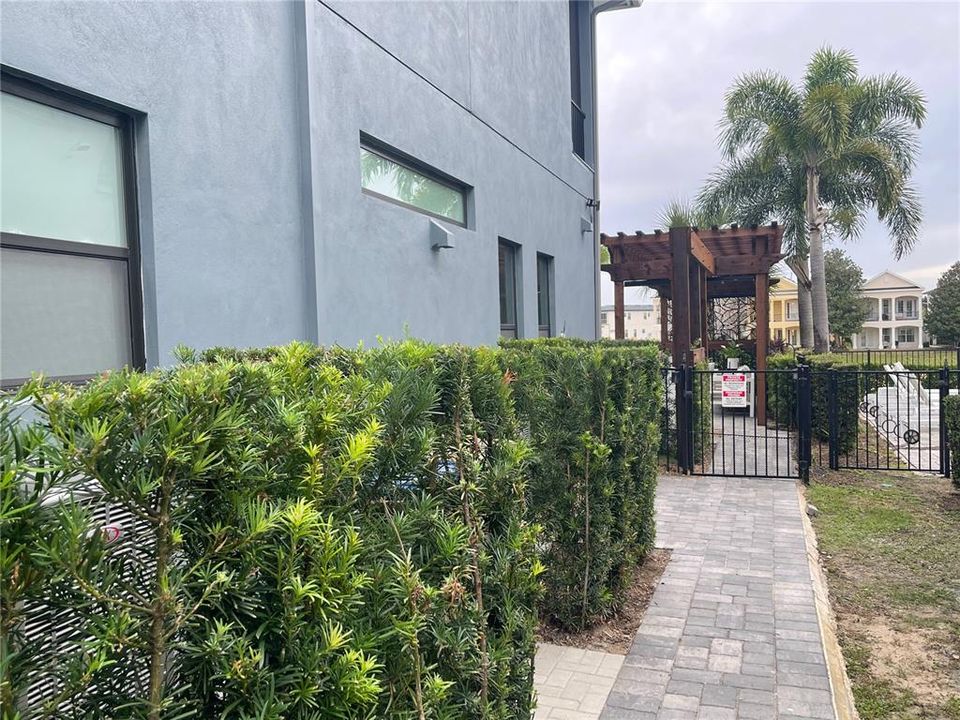 For Sale: $1,299,000 (6 beds, 6 baths, 3620 Square Feet)