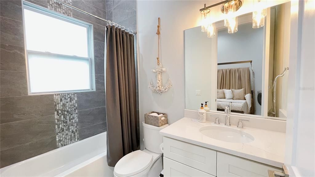 For Sale: $1,299,000 (6 beds, 6 baths, 3620 Square Feet)