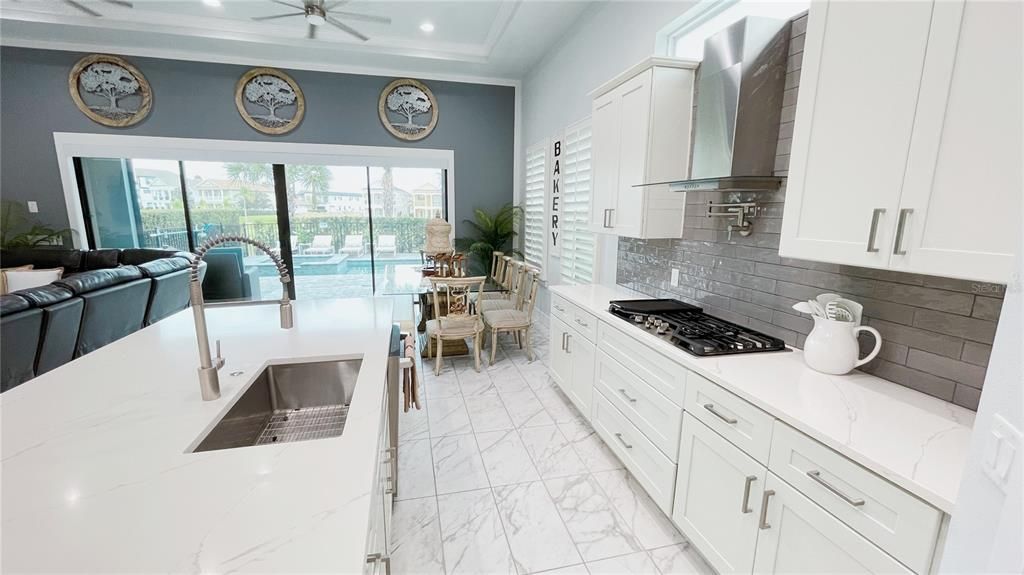 For Sale: $1,299,000 (6 beds, 6 baths, 3620 Square Feet)