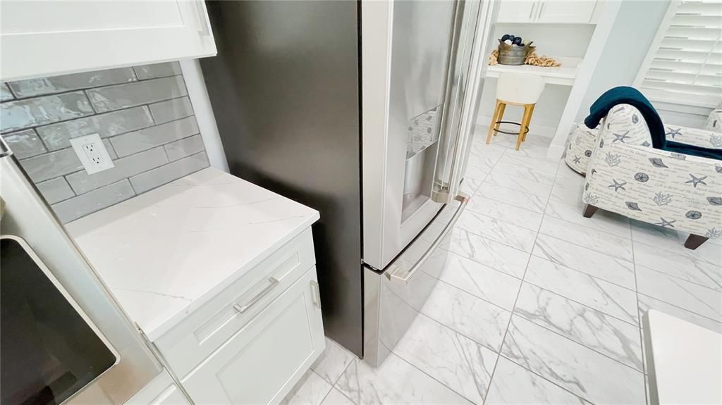 For Sale: $1,299,000 (6 beds, 6 baths, 3620 Square Feet)