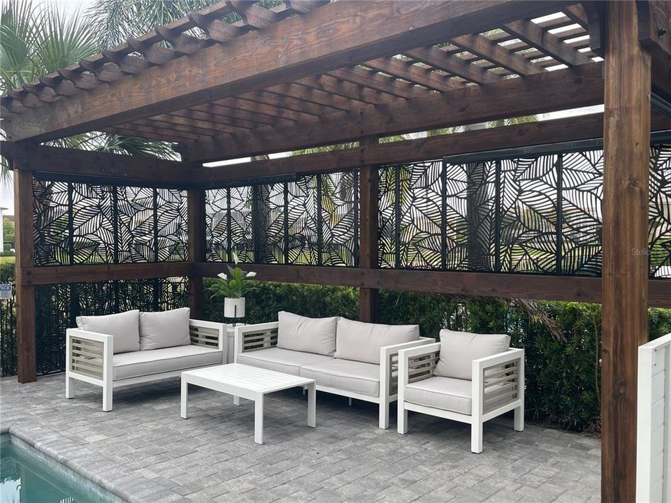 For Sale: $1,299,000 (6 beds, 6 baths, 3620 Square Feet)