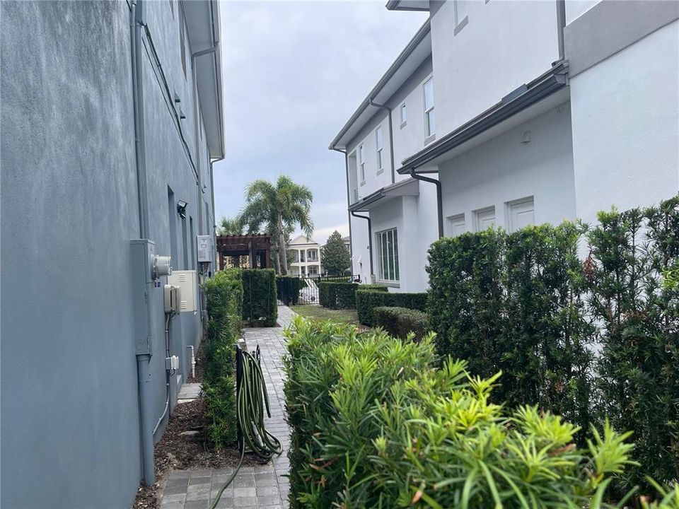 For Sale: $1,299,000 (6 beds, 6 baths, 3620 Square Feet)