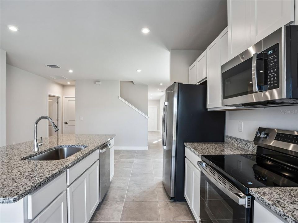 En Venta: $273,500 (3 camas, 2 baños, 1632 Pies cuadrados)