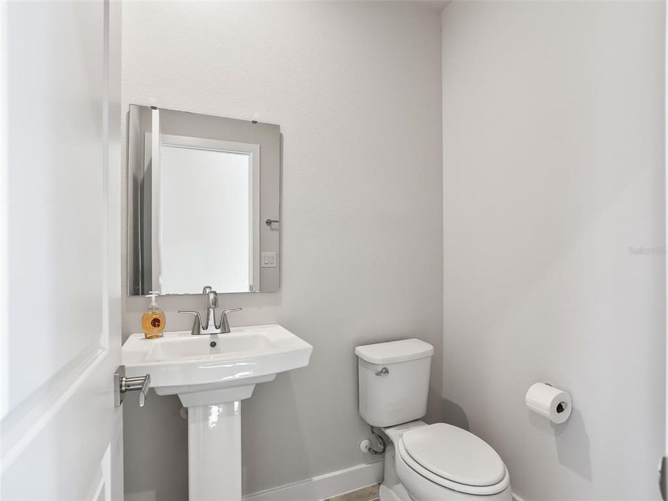 En Venta: $273,500 (3 camas, 2 baños, 1632 Pies cuadrados)