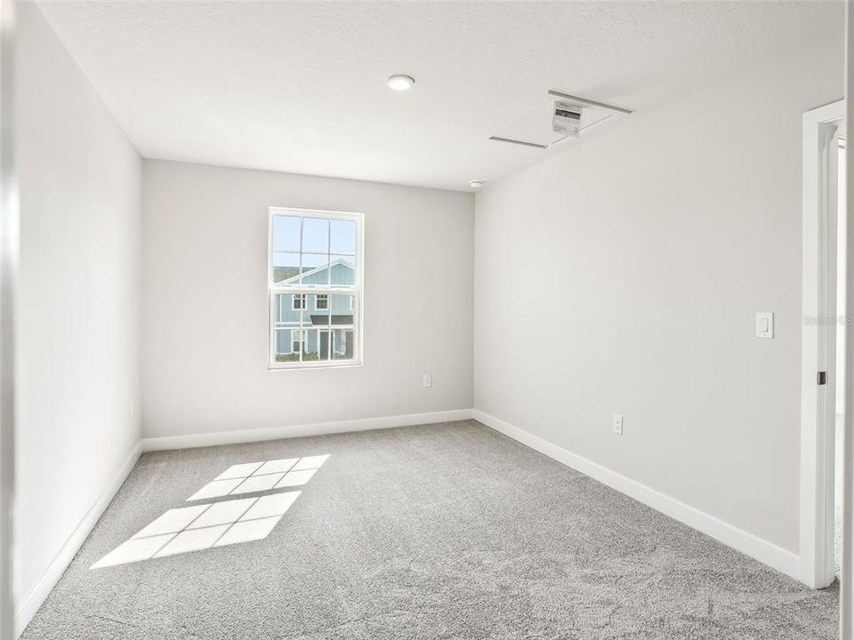 En Venta: $273,500 (3 camas, 2 baños, 1632 Pies cuadrados)