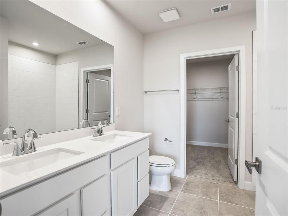 En Venta: $273,500 (3 camas, 2 baños, 1632 Pies cuadrados)