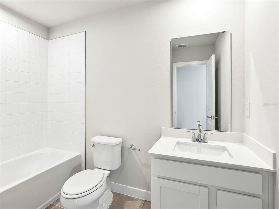 En Venta: $273,500 (3 camas, 2 baños, 1632 Pies cuadrados)