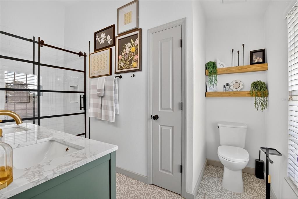 Active With Contract: $360,000 (3 beds, 2 baths, 1540 Square Feet)