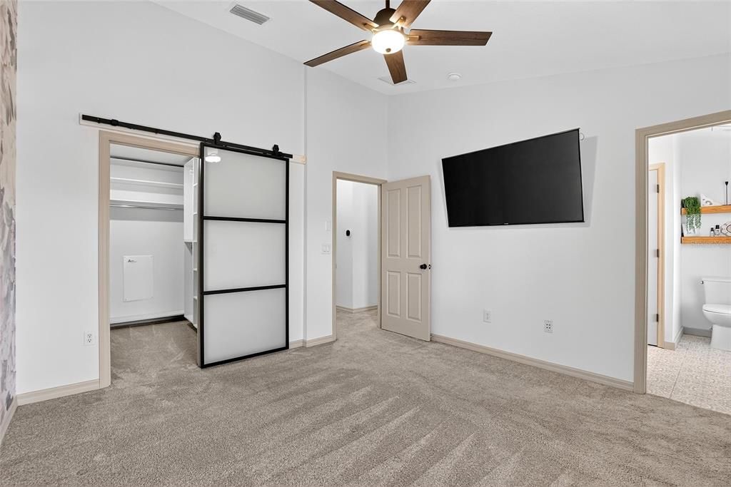 Active With Contract: $360,000 (3 beds, 2 baths, 1540 Square Feet)