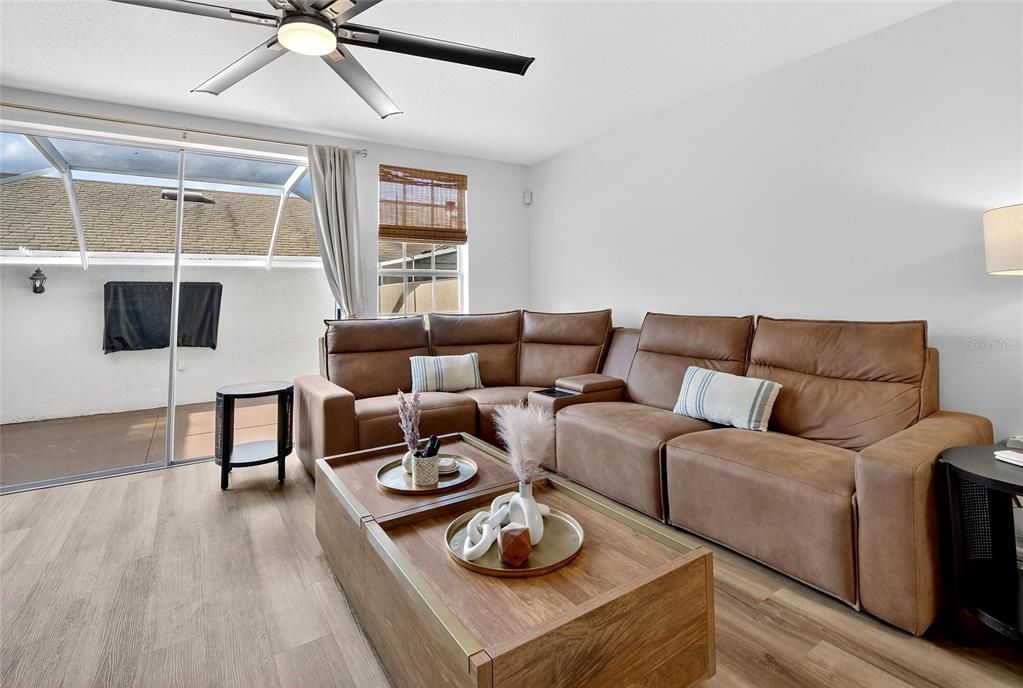 Active With Contract: $360,000 (3 beds, 2 baths, 1540 Square Feet)