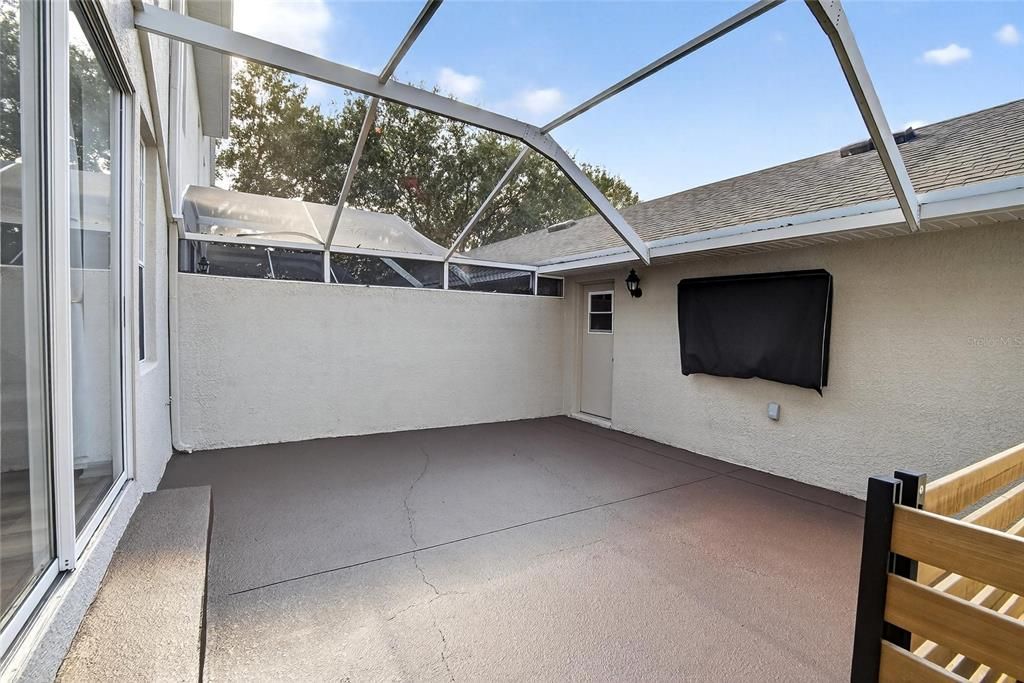 Active With Contract: $360,000 (3 beds, 2 baths, 1540 Square Feet)