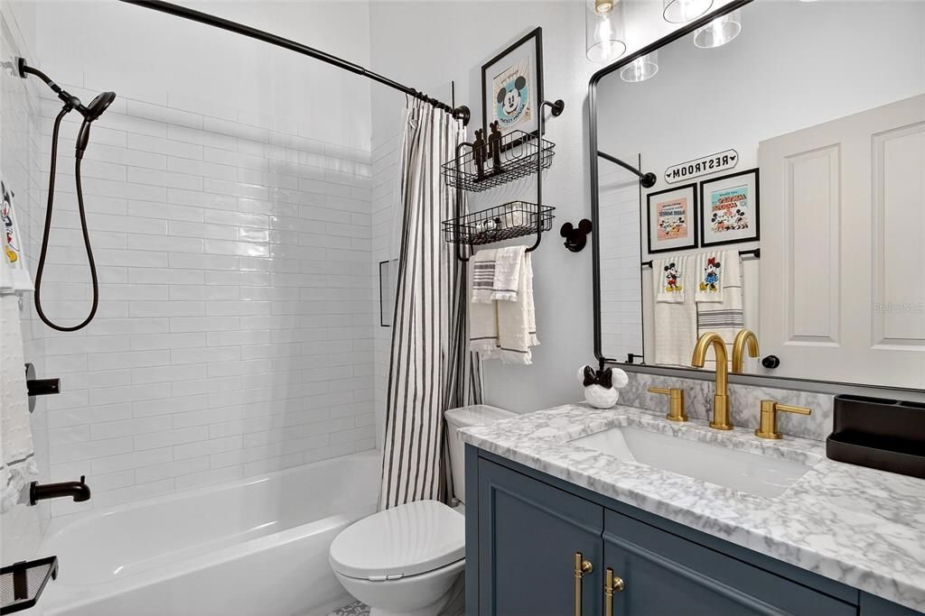 Active With Contract: $360,000 (3 beds, 2 baths, 1540 Square Feet)