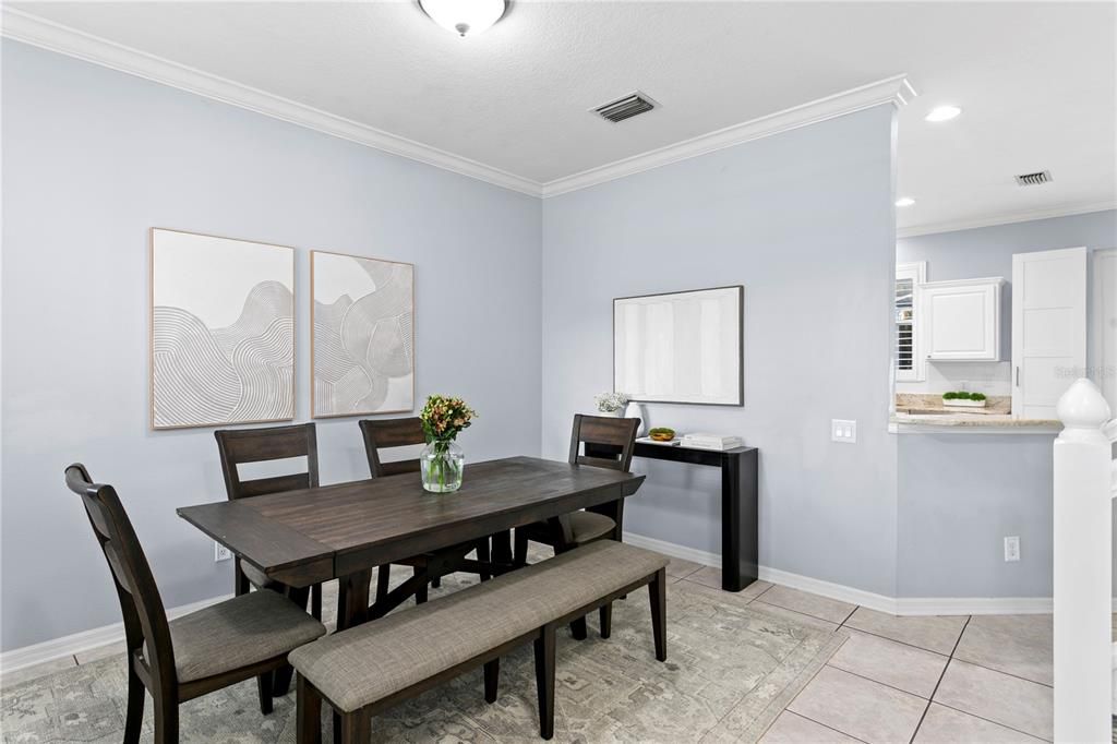 合同活跃: $469,000 (3 贝兹, 2 浴室, 1778 平方英尺)