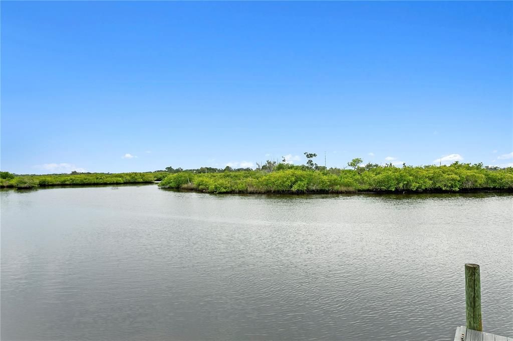 合同活跃: $469,000 (3 贝兹, 2 浴室, 1778 平方英尺)