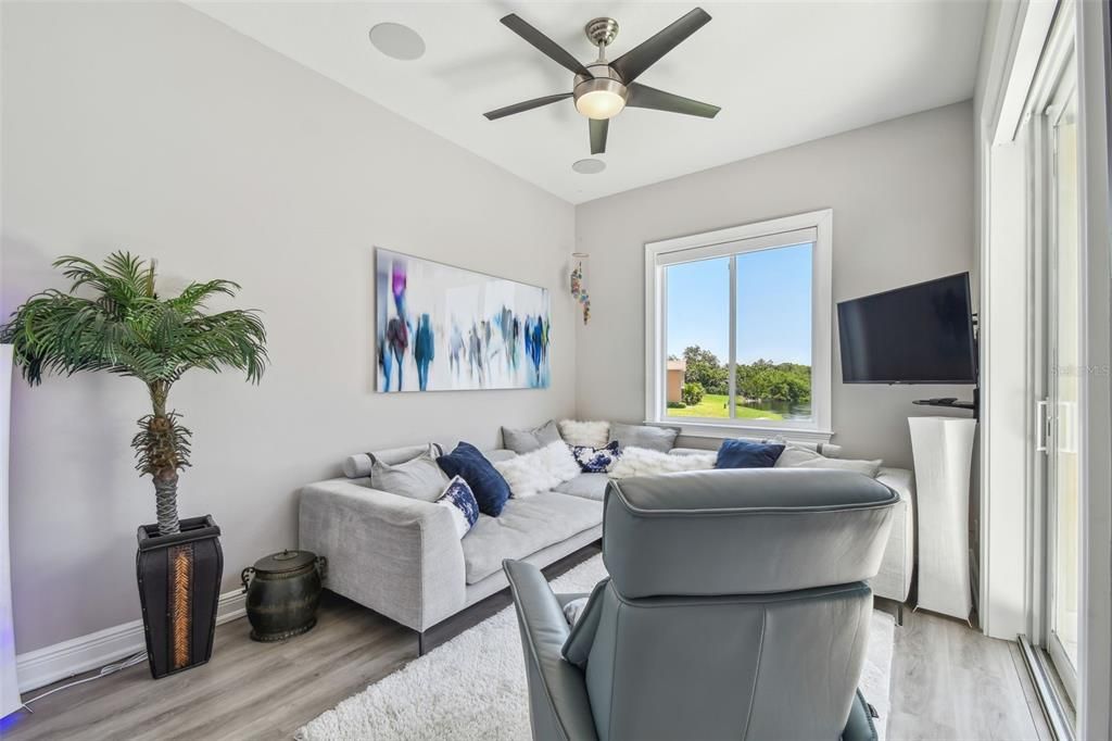 For Sale: $1,599,000 (3 beds, 2 baths, 2334 Square Feet)