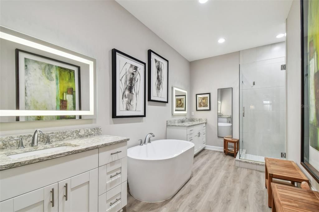 For Sale: $1,599,000 (3 beds, 2 baths, 2334 Square Feet)