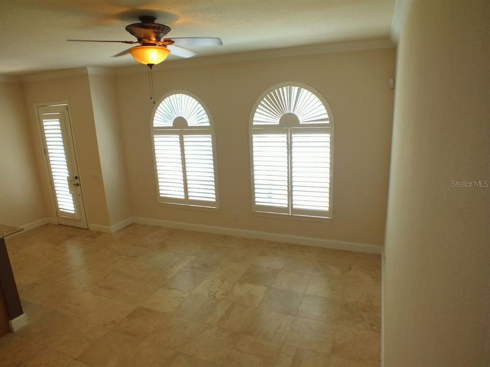 For Rent: $4,195 (2 beds, 2 baths, 1426 Square Feet)