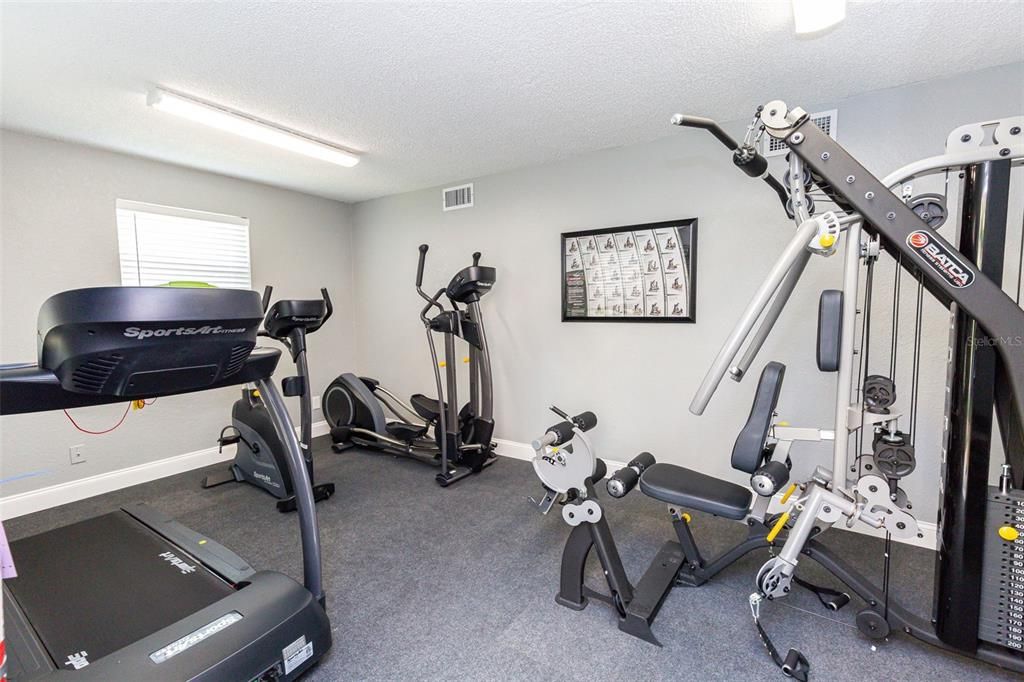 На продажу: $185,000 (2 спален, 2 ванн, 987 Квадратных фут)