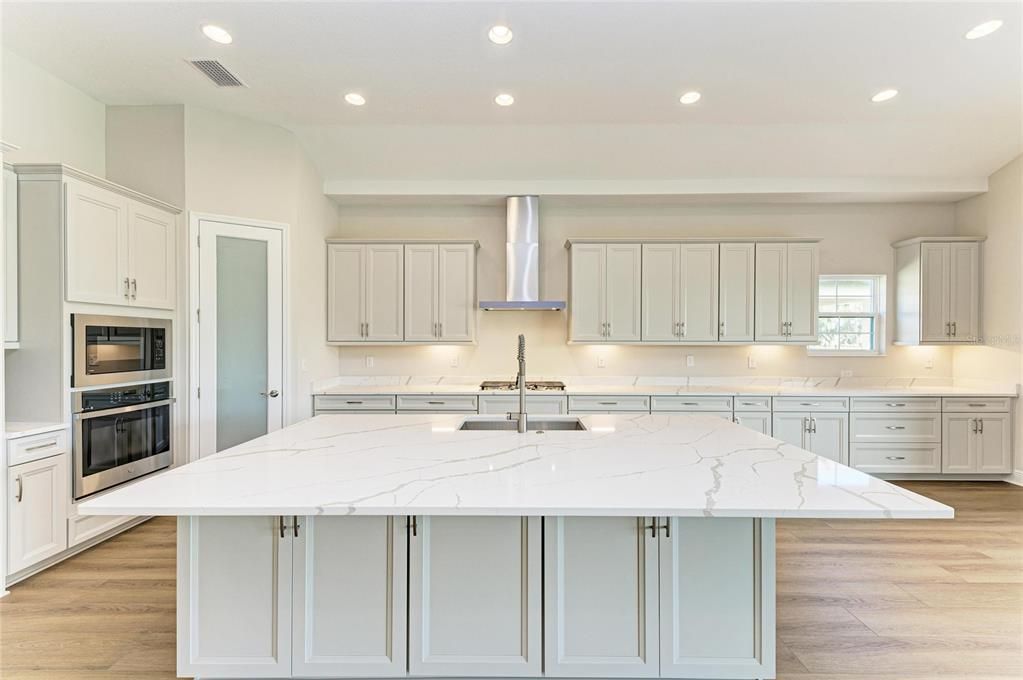 For Sale: $748,990 (4 beds, 4 baths, 3134 Square Feet)