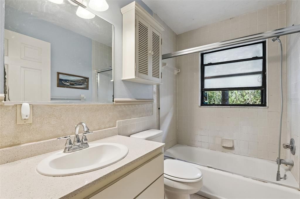 Active With Contract: $549,900 (4 beds, 3 baths, 3364 Square Feet)