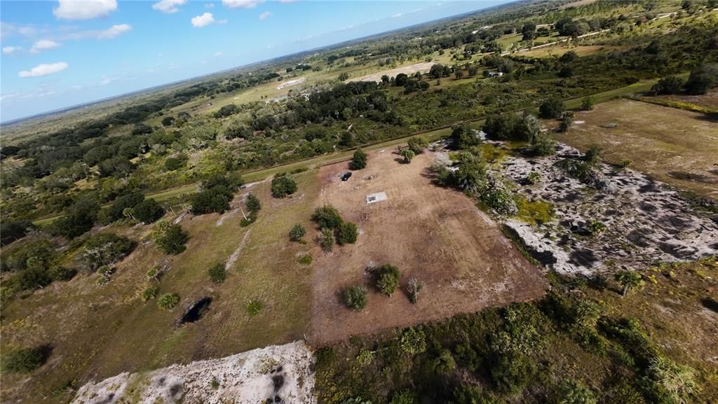 合同活跃: $49,000 (1.25 acres)