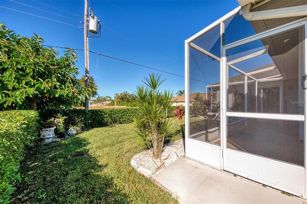 合同活跃: $319,000 (3 贝兹, 2 浴室, 1807 平方英尺)