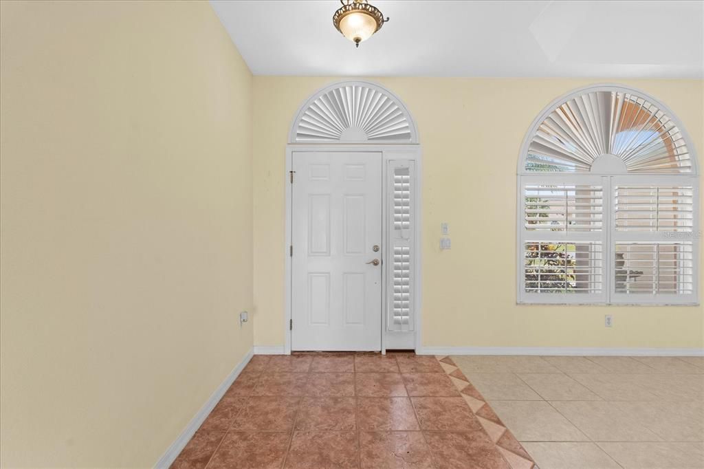 En Renta: $2,500 (2 camas, 2 baños, 2096 Pies cuadrados)