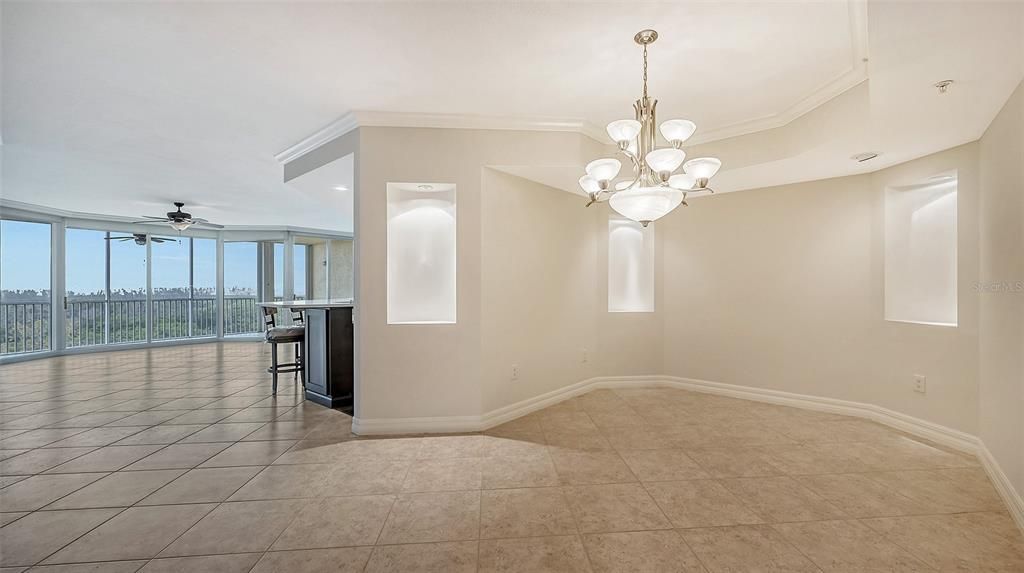 For Sale: $699,000 (3 beds, 3 baths, 2203 Square Feet)