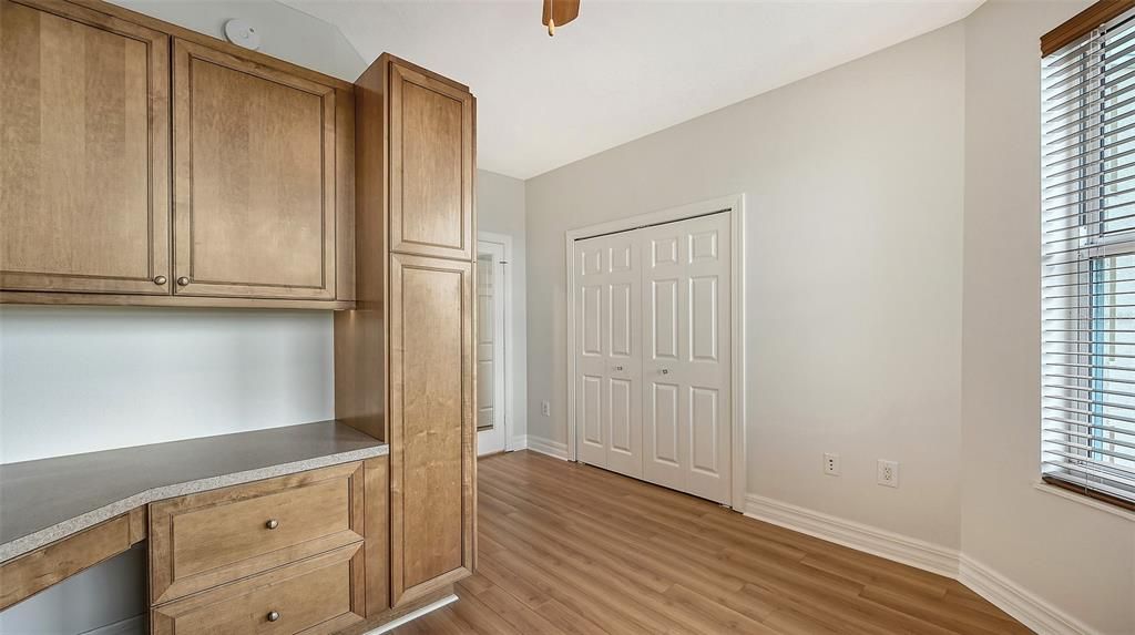 For Sale: $699,000 (3 beds, 3 baths, 2203 Square Feet)