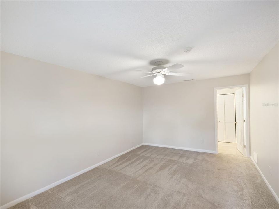 Active With Contract: $249,900 (3 beds, 2 baths, 1376 Square Feet)