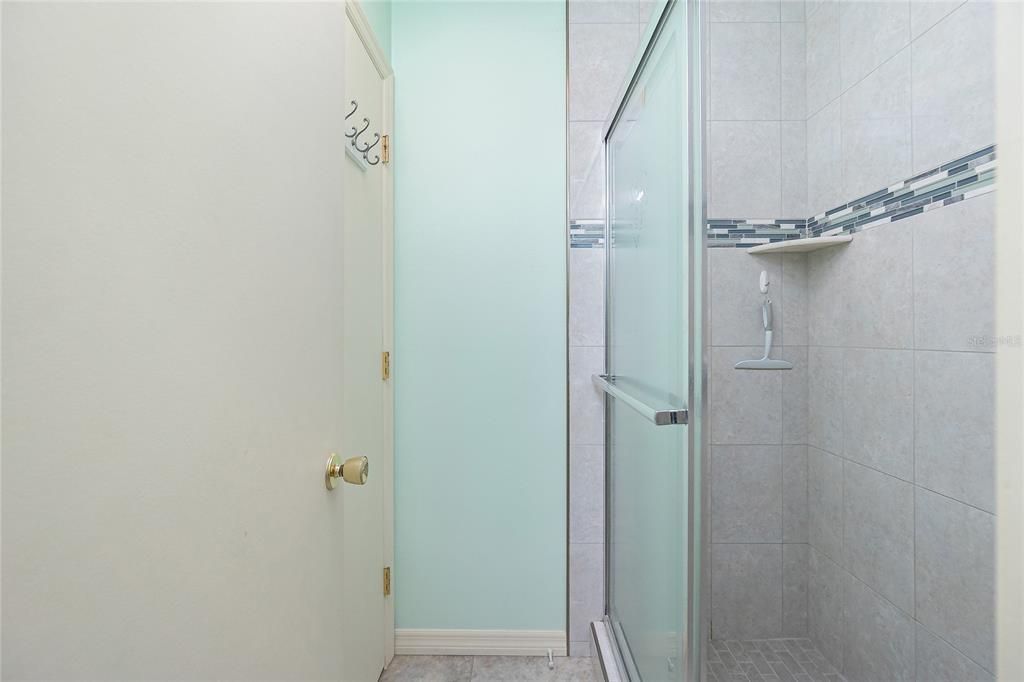 En Venta: $375,000 (2 camas, 1 baños, 816 Pies cuadrados)