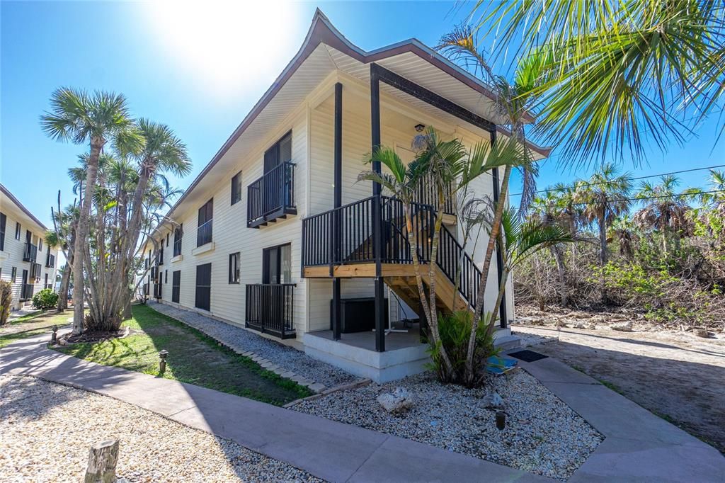 En Venta: $375,000 (2 camas, 1 baños, 816 Pies cuadrados)