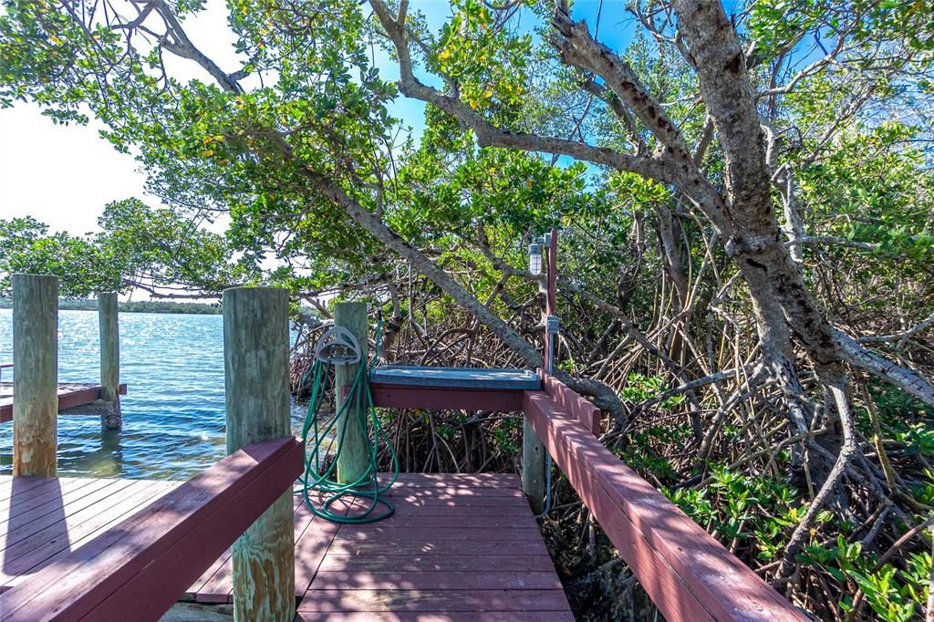 En Venta: $375,000 (2 camas, 1 baños, 816 Pies cuadrados)