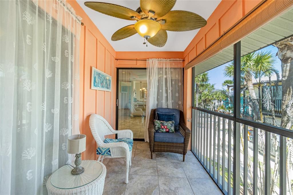 En Venta: $375,000 (2 camas, 1 baños, 816 Pies cuadrados)