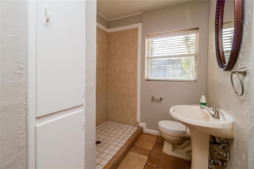 En Renta: $2,630 (3 camas, 2 baños, 2881 Pies cuadrados)