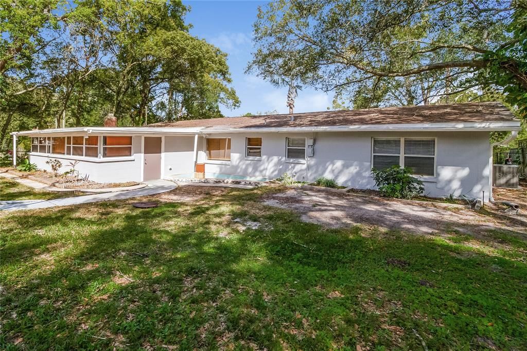 En Renta: $2,630 (3 camas, 2 baños, 2881 Pies cuadrados)