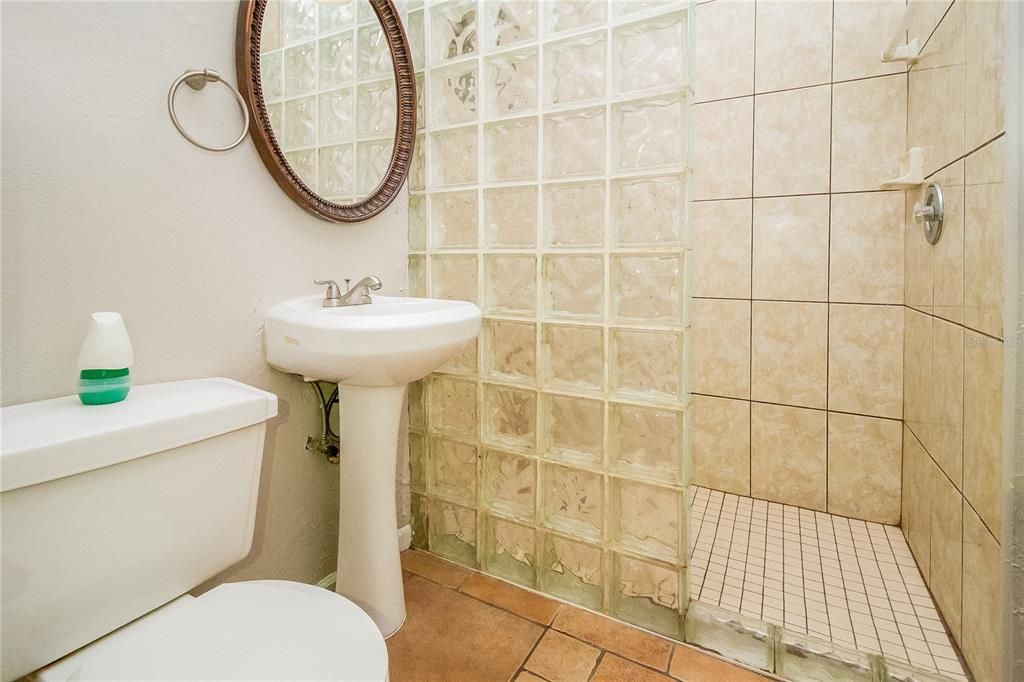 En Renta: $2,630 (3 camas, 2 baños, 2881 Pies cuadrados)