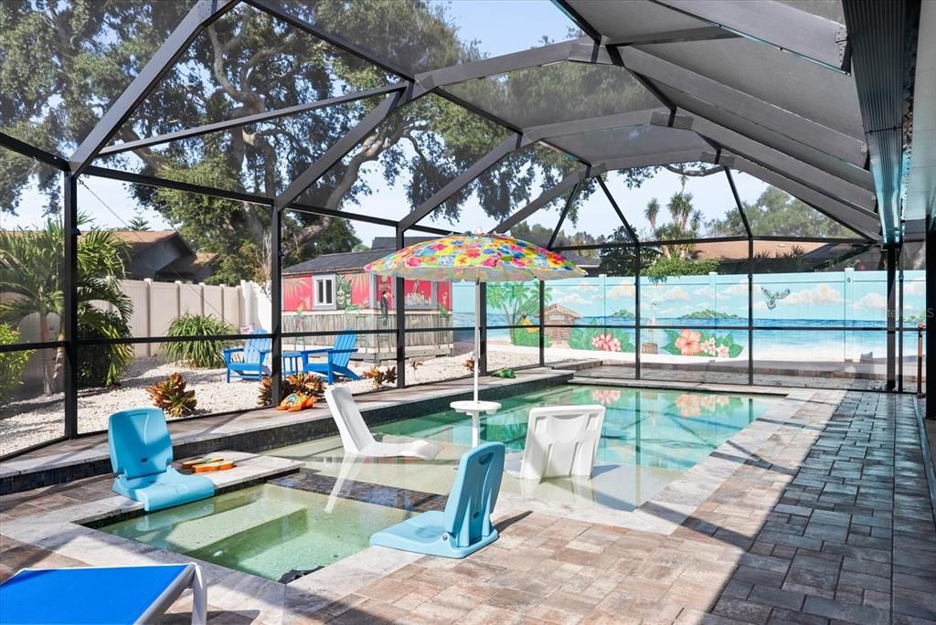 合同活跃: $649,000 (2 贝兹, 2 浴室, 1453 平方英尺)