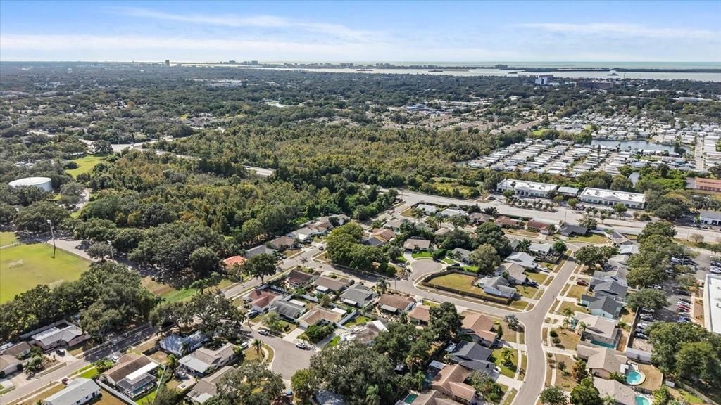 合同活跃: $649,000 (2 贝兹, 2 浴室, 1453 平方英尺)