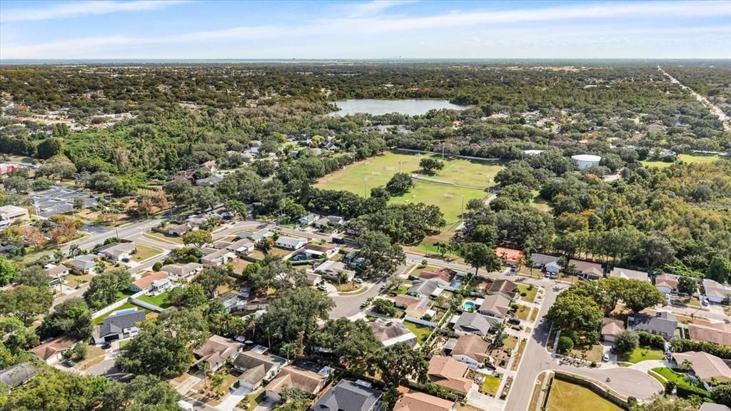 合同活跃: $649,000 (2 贝兹, 2 浴室, 1453 平方英尺)