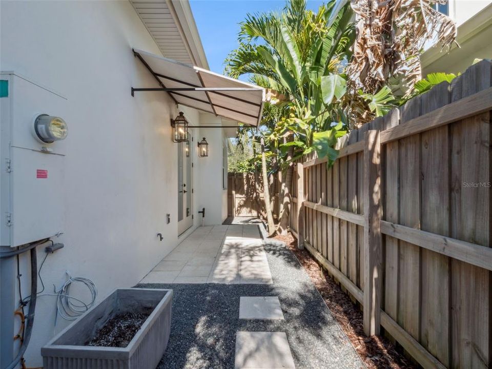 待售: $1,750,000 (3 贝兹, 4 浴室, 3164 平方英尺)