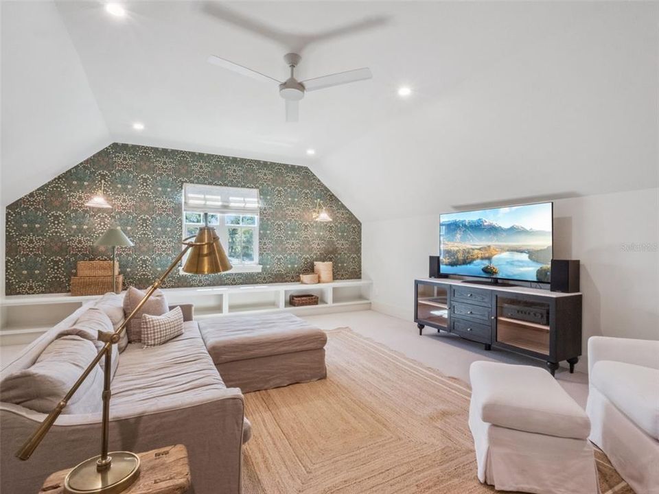 待售: $1,750,000 (3 贝兹, 4 浴室, 3164 平方英尺)