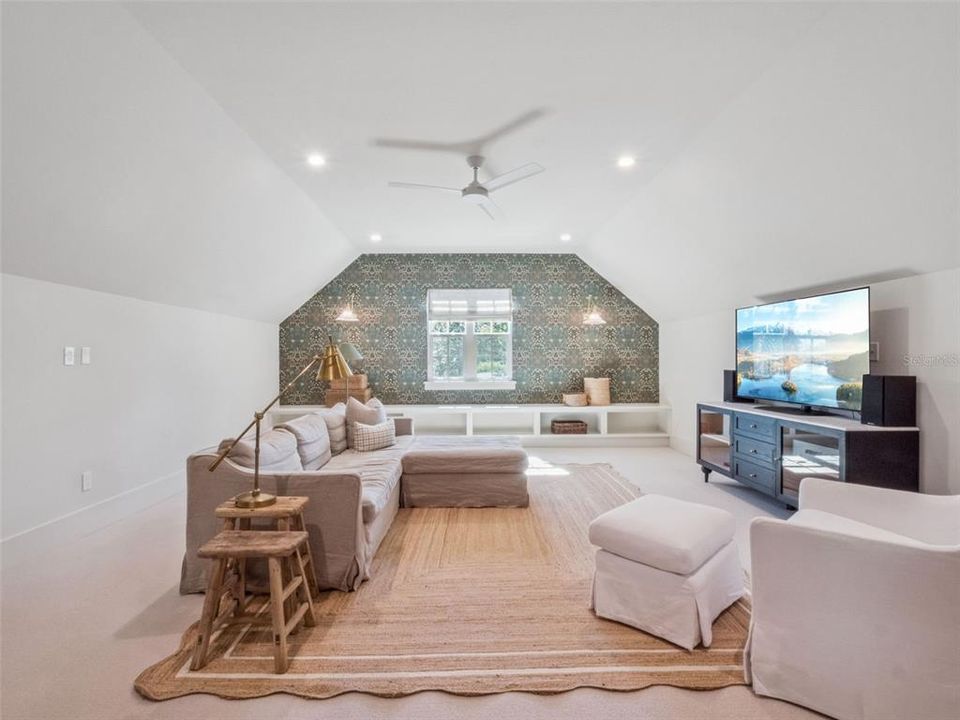 待售: $1,750,000 (3 贝兹, 4 浴室, 3164 平方英尺)