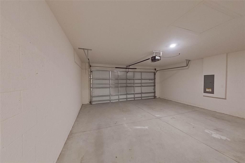 For Rent: $2,095 (4 beds, 3 baths, 2080 Square Feet)