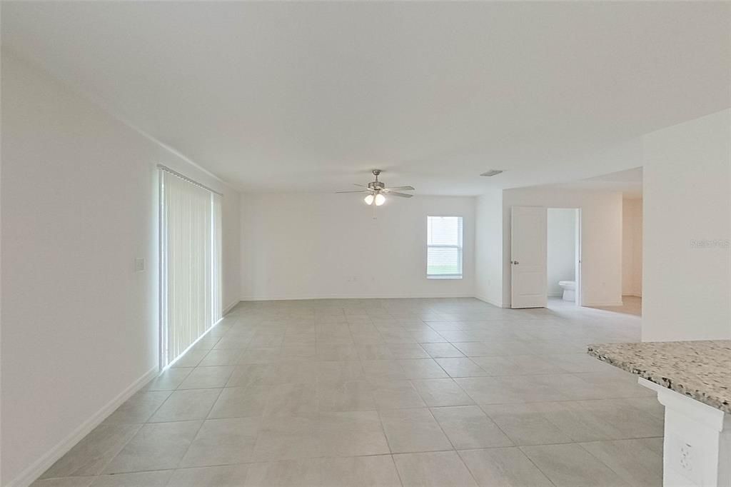 For Rent: $2,095 (4 beds, 3 baths, 2080 Square Feet)